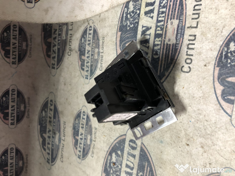 Ceas bord analogic Volkswagen Passat B7 2011