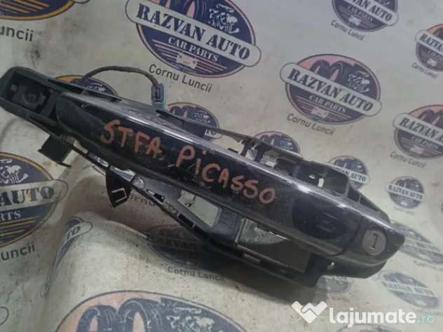 Maner exterior stanga fata Citroen Picasso 2015