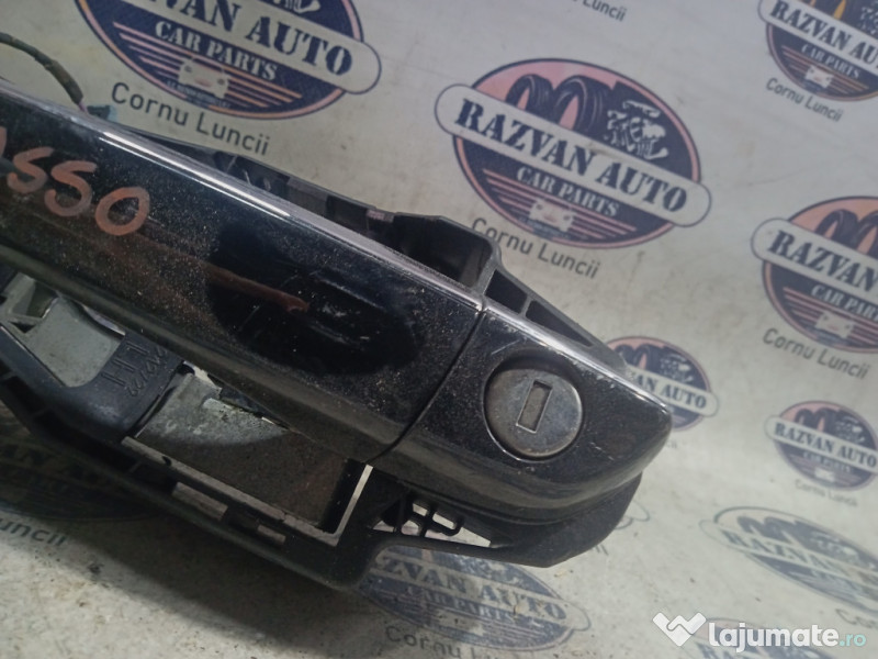 Maner exterior stanga fata Citroen Picasso 2015