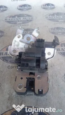 Broasca hayon Skoda Octavia 3