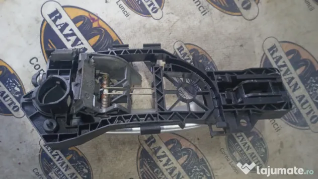 Maner exterior stanga spate Volkswagen Passat B7 2011
