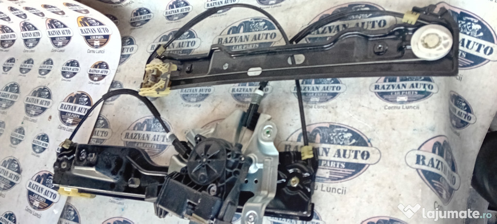 Macara geam stanga fata Opel Astra J Break 2011