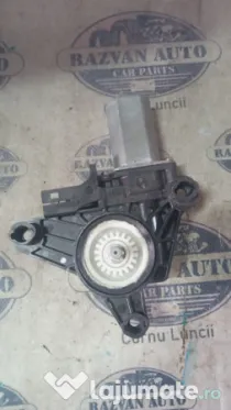 Motoras macara dreapta spate Mercedes C Class W205