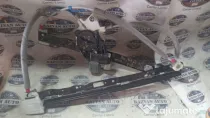 Macara geam dreapta fata Ford B-MAX