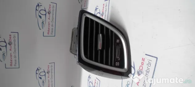 Grila ventilatie stanga Mazda 3 2014