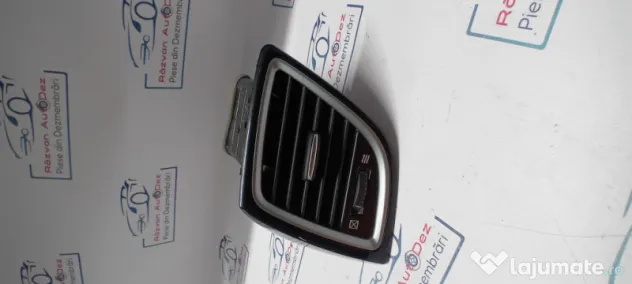 Grila ventilatie stanga Mazda 3 2014