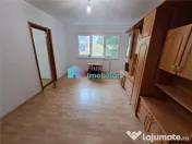 Apartament cu 3 camere semimobilat etaj 3 George Enescu 