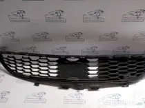 Grila bara fata Dacia Sandero 2022
