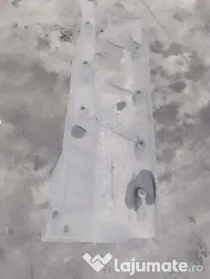 Scut lateral dreapta Volkswagen Tiguan 2010