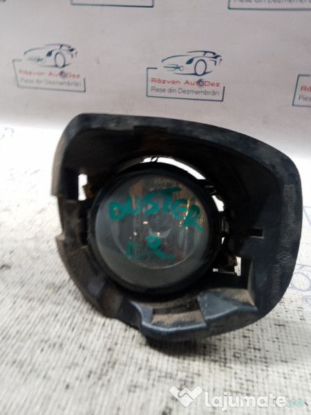 Proiector dreapta Dacia Duster 2012