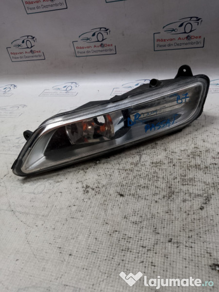 Proiectoare dreapta Volkswagen Passat B7 2007
