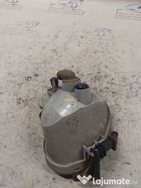 Proiector stanga Hyundai Santa Fe 2007