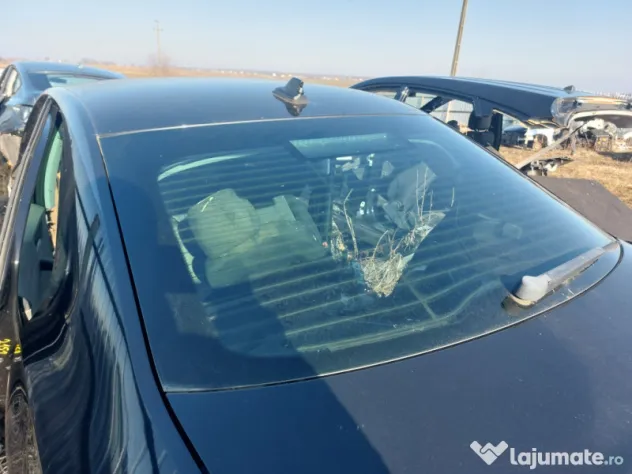 Luneta hayon Seat Toledo 2014