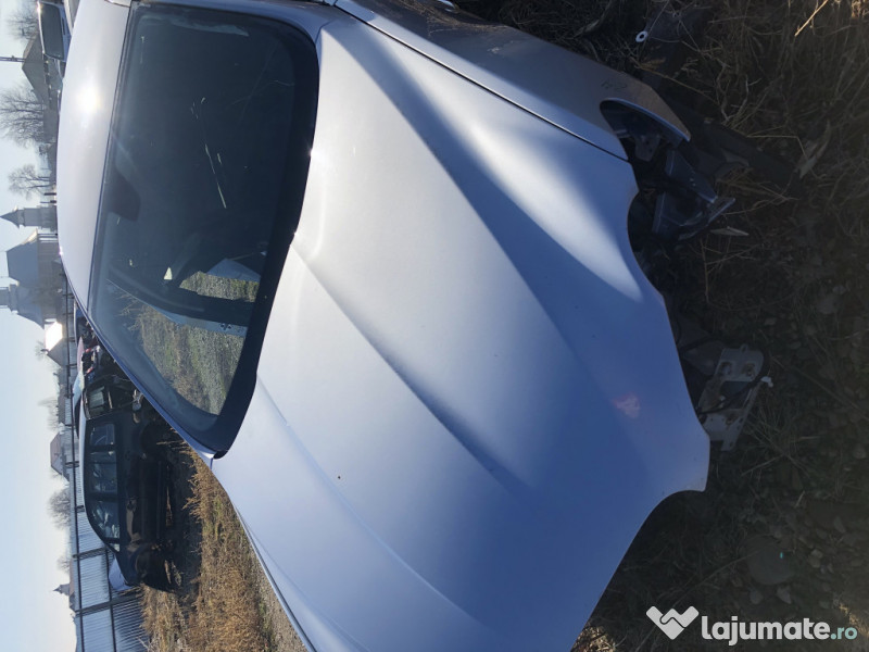 Capota fata Jaguar XF 2010