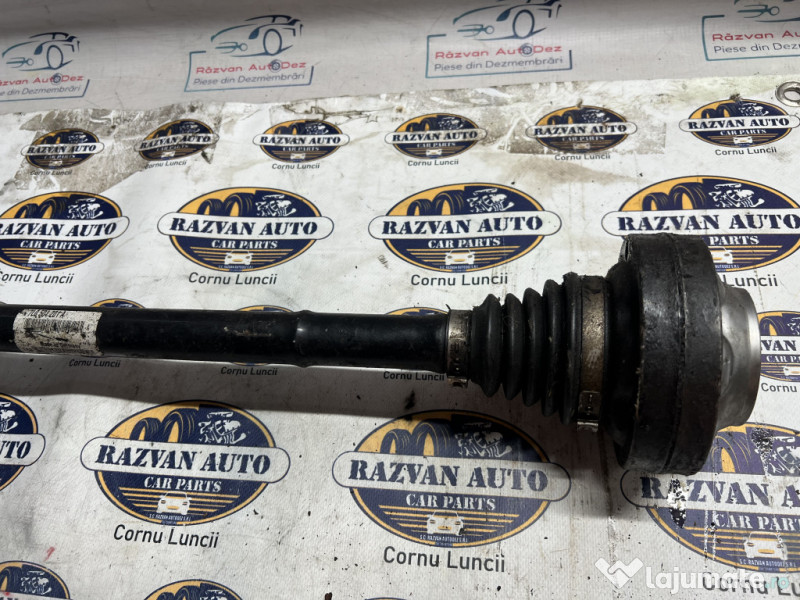 Planetara dreapta spate Volkswagen Touareg 2010
