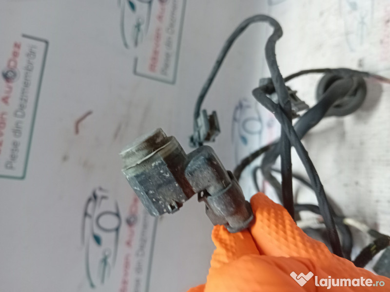 Senzori parcare spate plus instalație Audi A5 2008