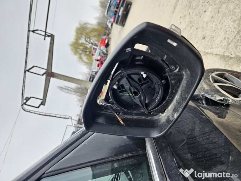 Oglinda dreapta incompleta Volkswagen T-CROSS 2021