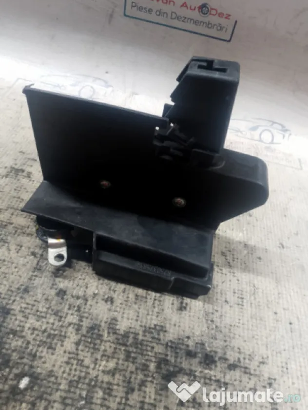 Broasca stanga spate Dacia Sandero 2018