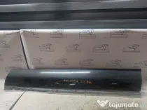 Bandou usa stanga fata Volkswagen Touareg 2012