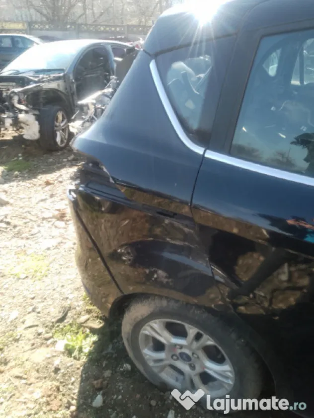 Aripa Dreapta Spate Ford B-MAX 2014