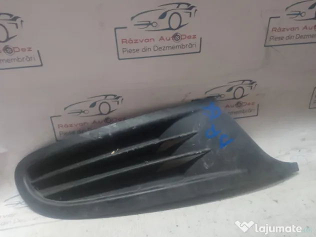 Grila proiector dreapta Volkswagen Golf 6 2010