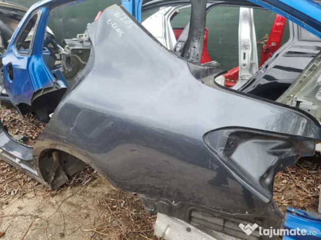 Aripa Stanga Spate Mercedes C Class W205 2016