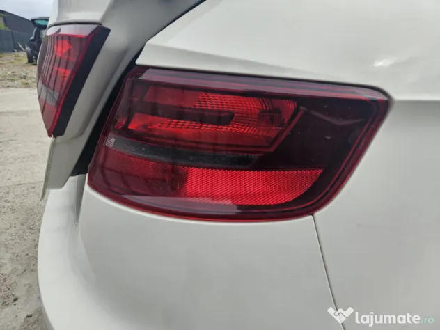 Stop dreapta aripa Audi A3 8V Hatchback 2015