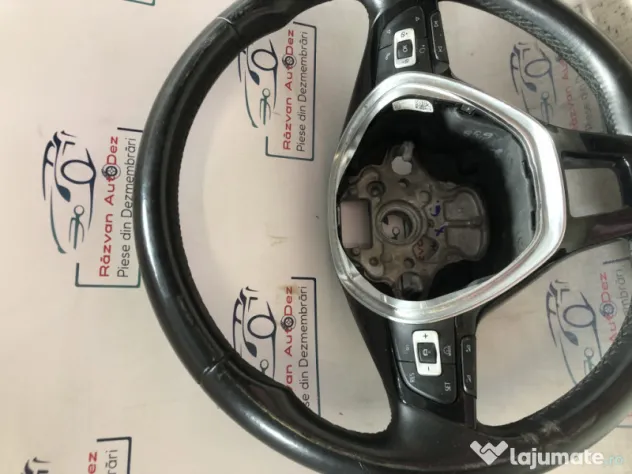 Volan cu comenzi Volkswagen Passat B8 2015