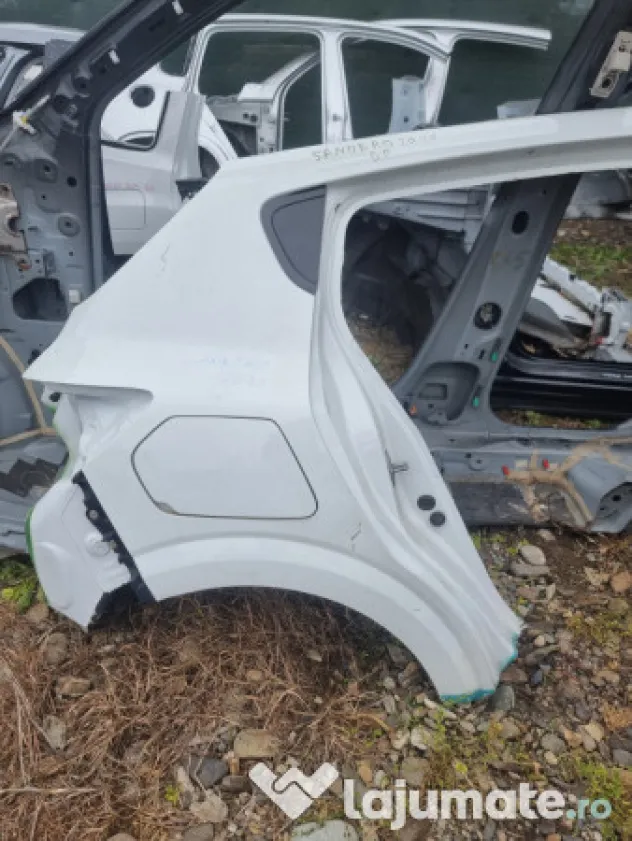 Aripa Dreapta Spate Dacia Sandero 2020