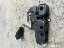 Broasca capota Volkswagen Touareg 2008