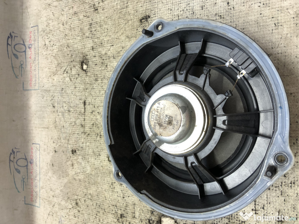 Boxa dreapta spate Audi Q5 2010