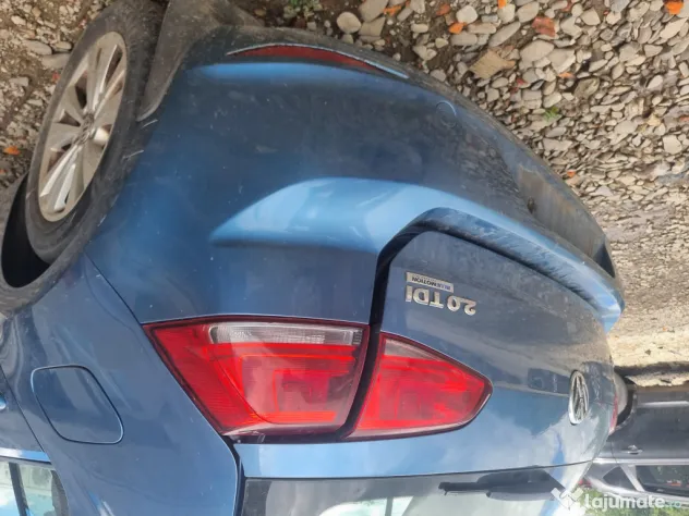 Bara spate Volkswagen Golf 7 Hatchback 2015