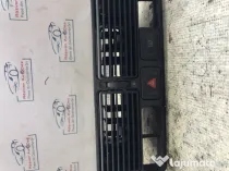 Grila ventilatie centrala Volkswagen Golf 4 2003
