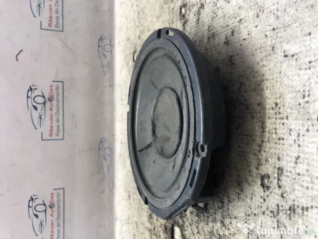 Boxa dreapta fata Volkswagen Sharan 2012