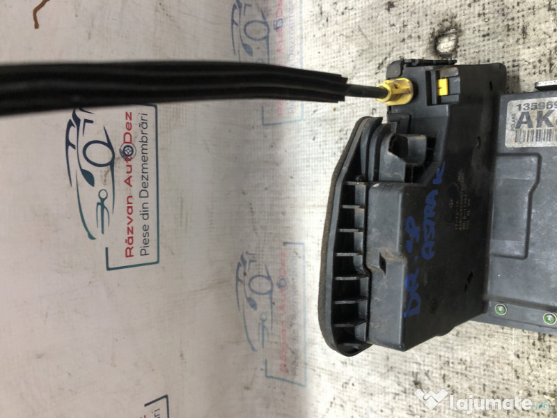 Broasca dreapta spate Opel Astra K 2012