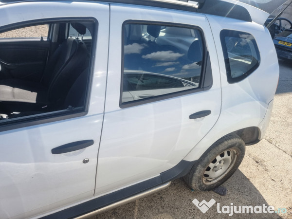 Usa stanga spate Dacia Duster 2013