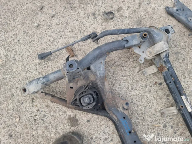 Jug motor BMW Seria 1 F20 2.0 Motorina 2012