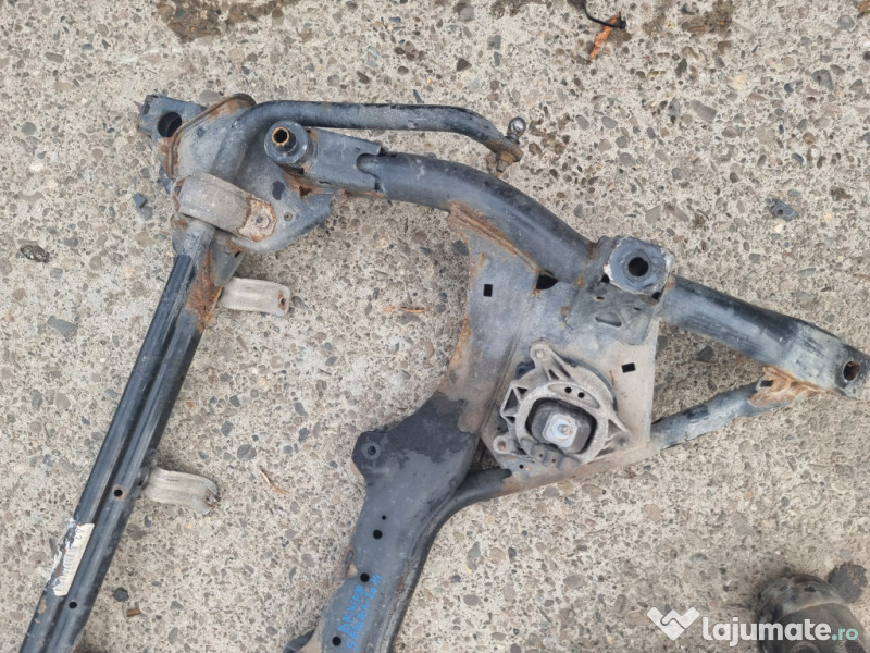 Jug motor BMW Seria 1 F20 2.0 Motorina 2012
