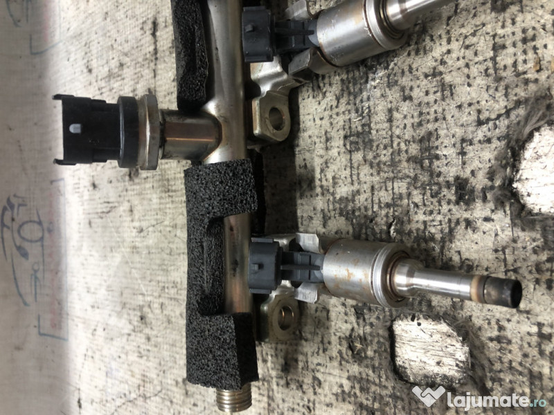 Rampa plus injectoare Suzuki Vitara 1.4 Benzina 2017