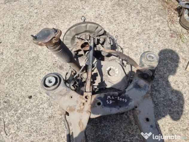Punte spate Mercedes ML W166 3.0 Motorina 2012