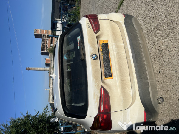 Hayon BMW X1 F48 2016