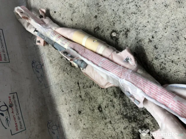Airbag cortina dreapta Volkswagen Passat B8 Berlina 2016