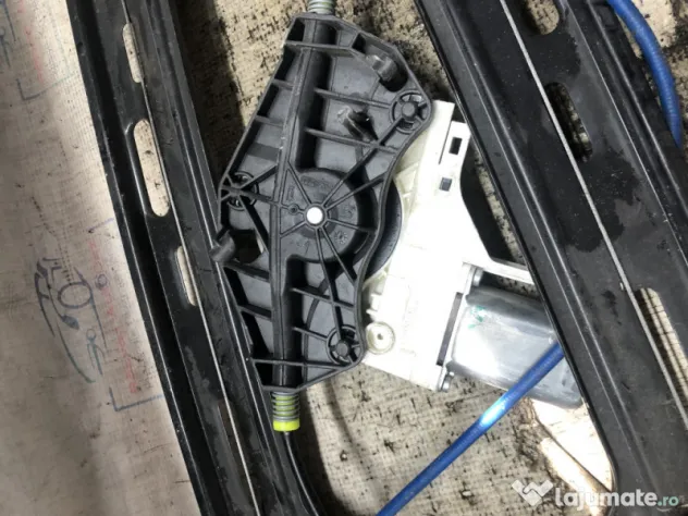 Macara geam stanga spate Volkswagen Sharan 2012