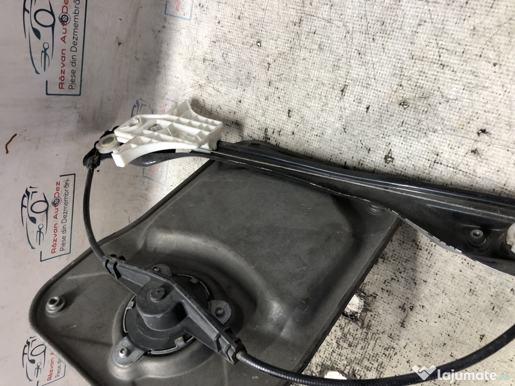 Macara geam stanga spate Skoda Fabia 2008