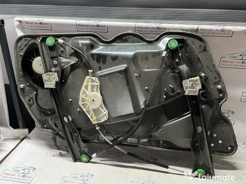 Macara geam stanga fata Volkswagen Passat B7 2012