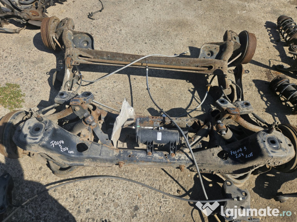 Punte spate Ford Focus 3 Break 2015