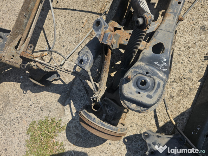 Punte spate Ford Focus 3 Break 2015
