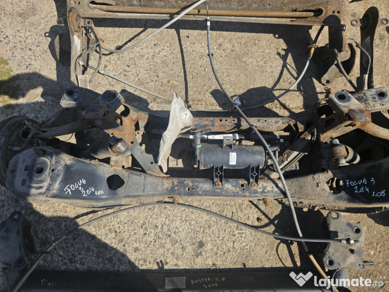 Punte spate Ford Focus 3 Break 2015