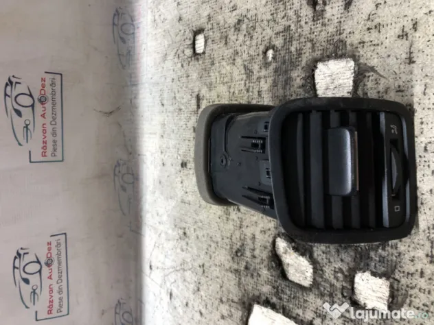 Grila ventilatie stanga Skoda Yeti 2012