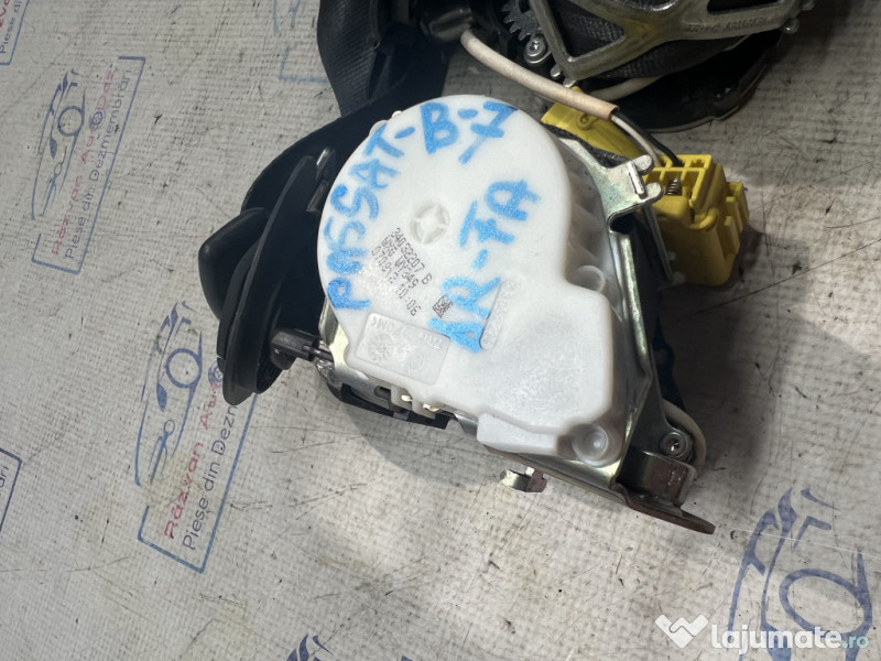 Set Centuri fata cu capsa Volkswagen Passat B7 2012